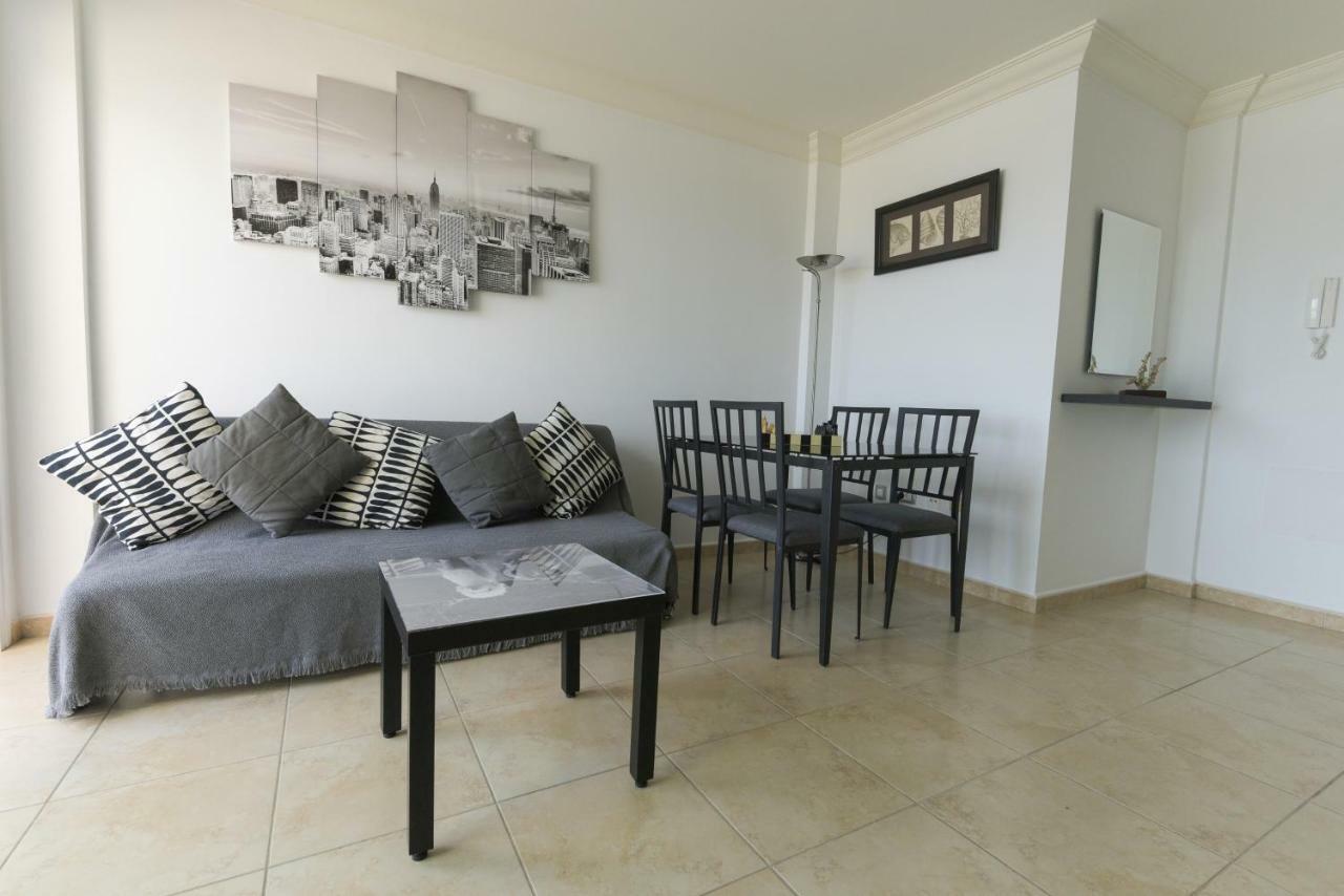 En Residencial Cary 2. Apartment Poris de Abona